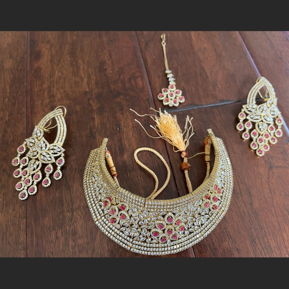 Kundan choker set